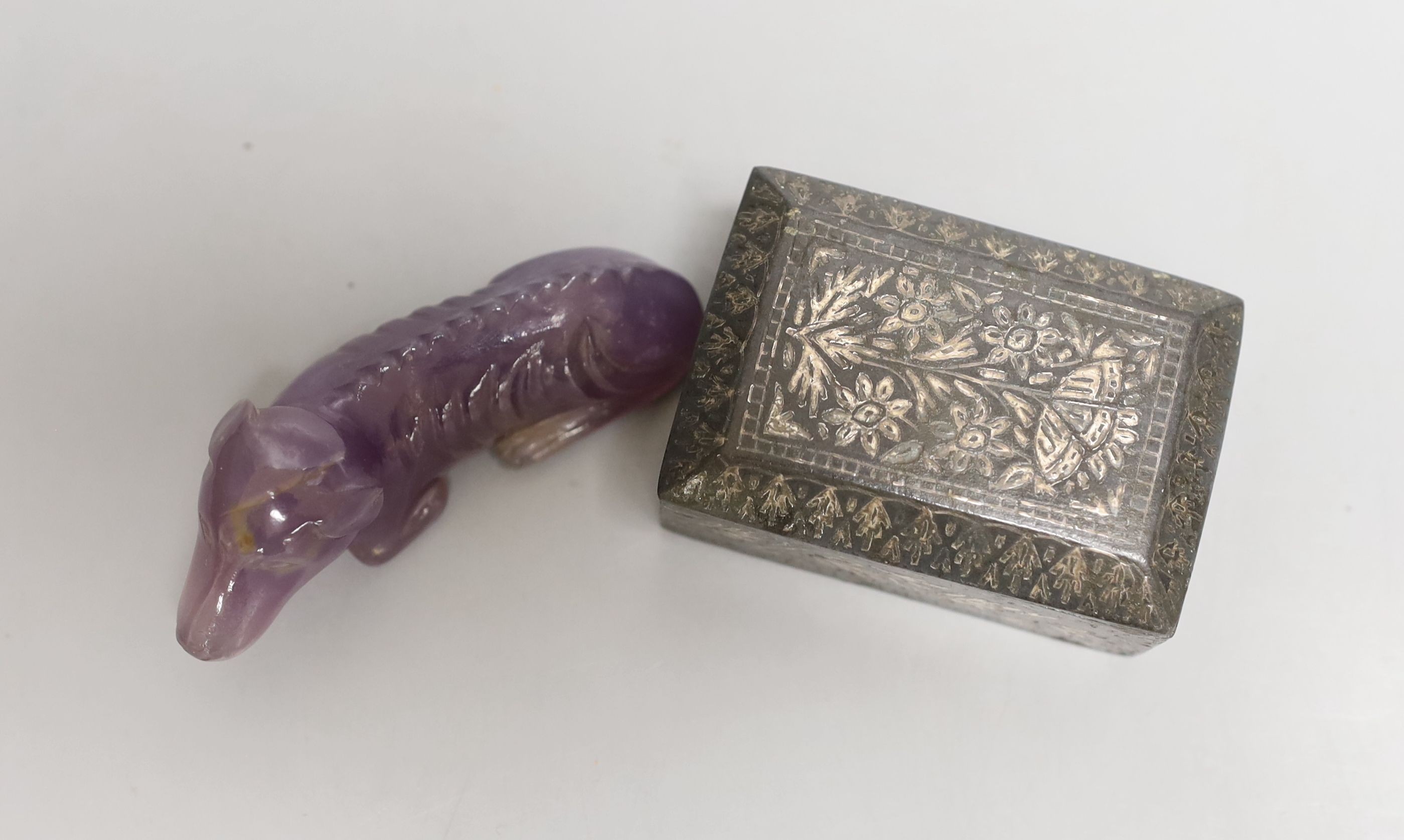 A carved amethyst type dog and a Bidri ware box